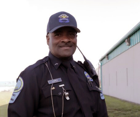 करेक्शन ऑफ़िसर